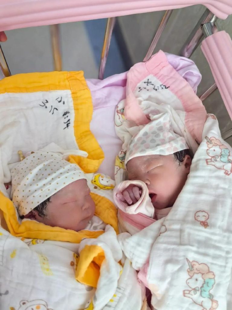 多次试管失败再多的艰辛付出也值得，周女士赴格迎回双胞胎丨好孕案例